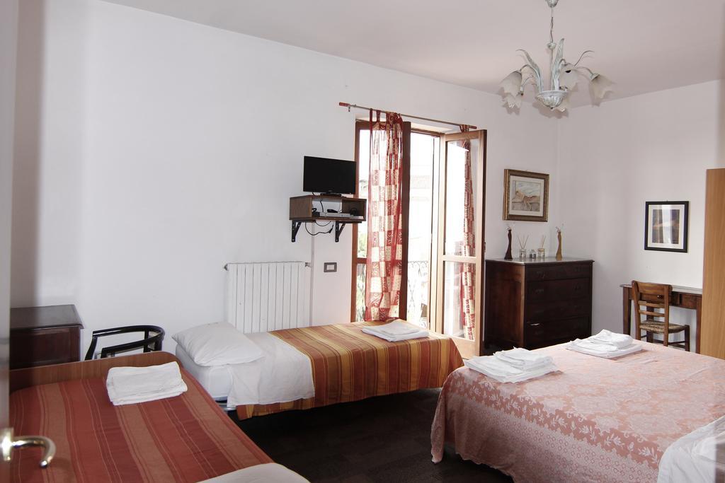 Bed and Breakfast La Panoramica Виллапьяна Экстерьер фото
